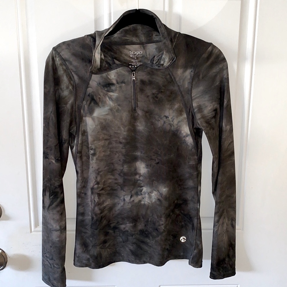 VOGO ATHLETICA ACTIVEWEAR SHIRT